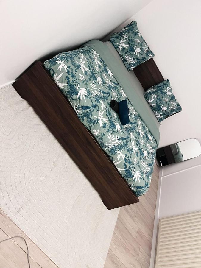 Logement Entier Chambre+Salon + Jardin & Terrasse Les Ulis Eksteriør billede