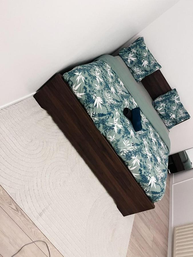 Logement Entier Chambre+Salon + Jardin & Terrasse Les Ulis Eksteriør billede