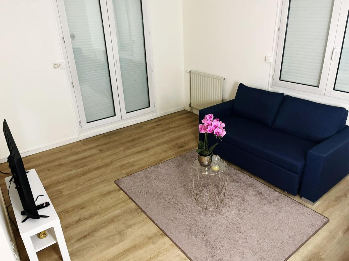 Logement Entier Chambre+Salon + Jardin & Terrasse Les Ulis Eksteriør billede