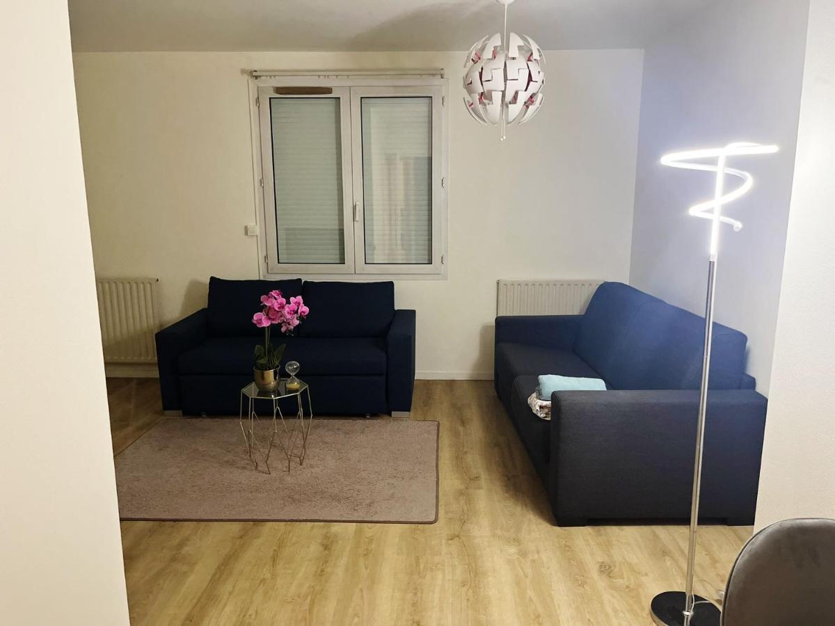 Logement Entier Chambre+Salon + Jardin & Terrasse Les Ulis Eksteriør billede